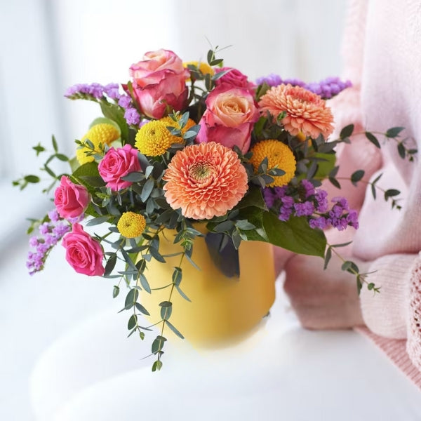 Fresh Flower Arrangement - Florist Choice Hat Box